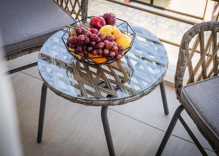 Light House - Seafront Cosy With Library Апартаменты