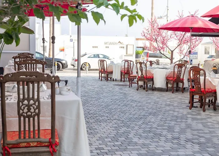 Daire Light House - Seafront Cosy With Library *